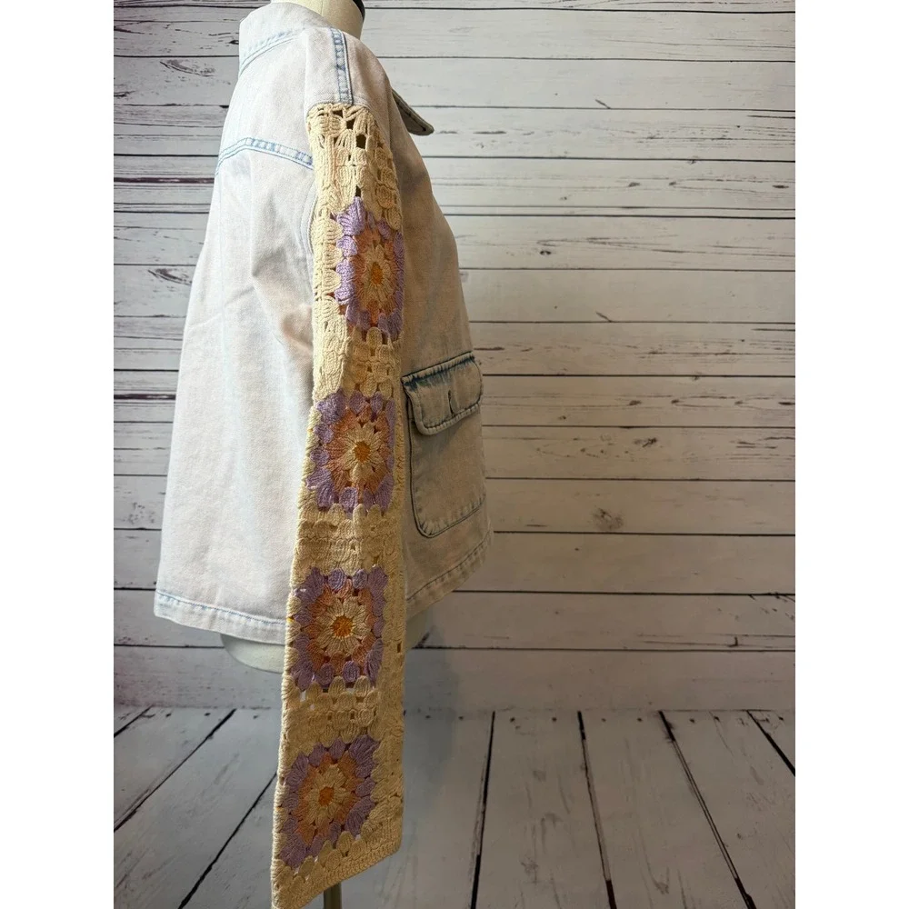 Mystree Crochet Sleeve Denim Jacket Medium Light Wash Floral Granny Square Boho - Picture 12 of 13